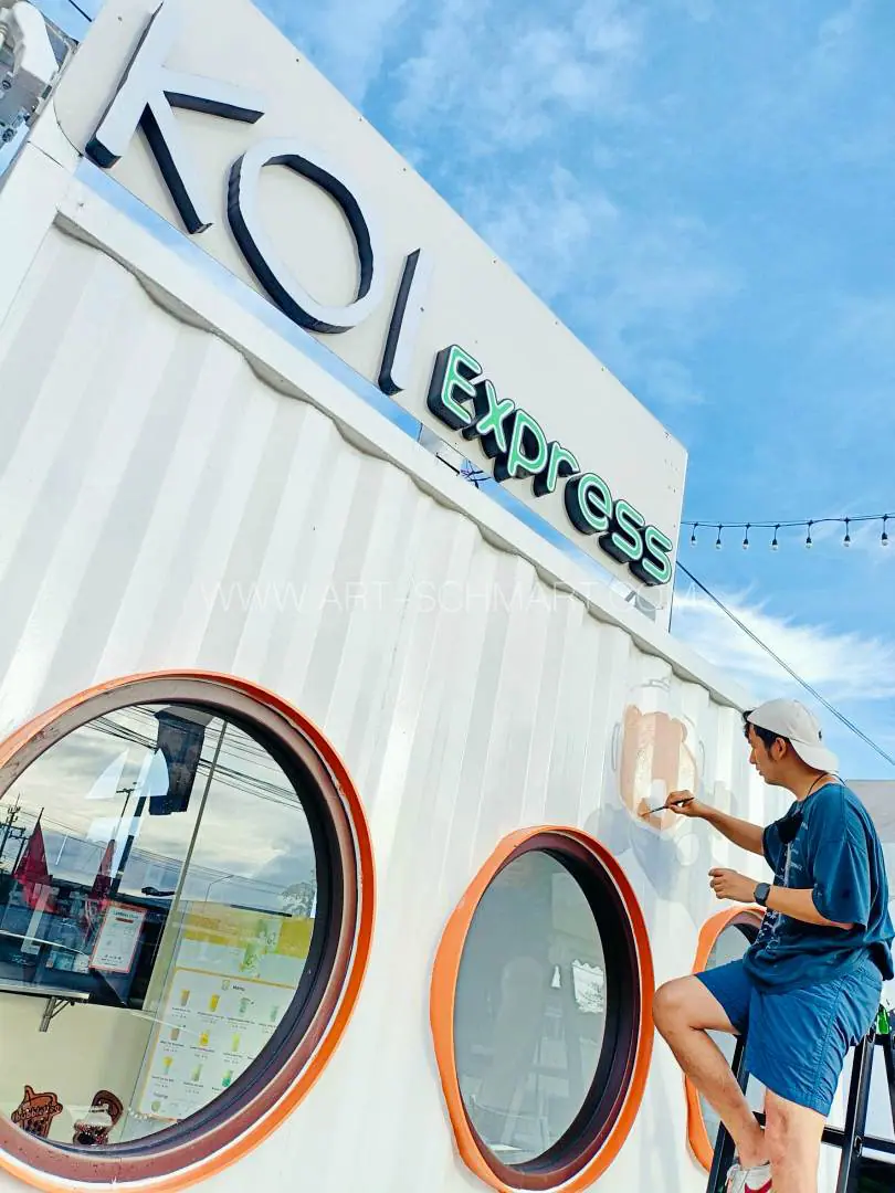 เพ้นทผนัง KOI Thé ราชพฤกษ์